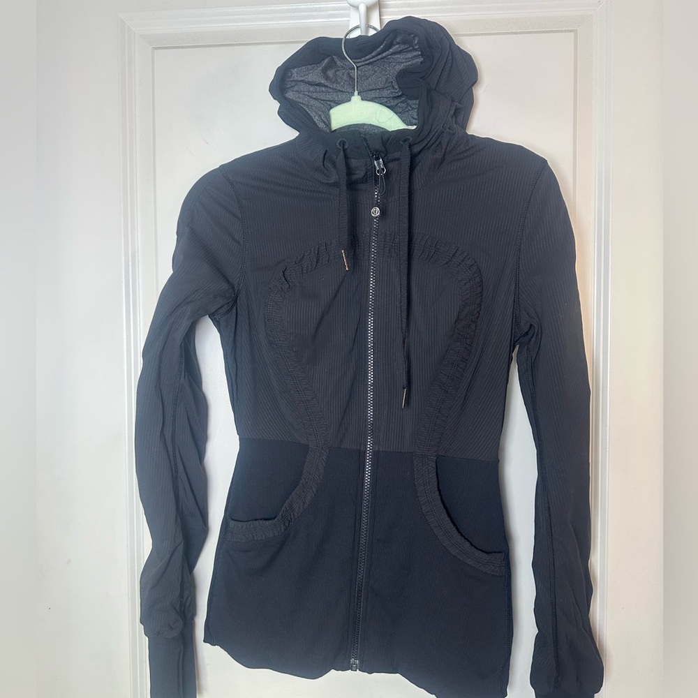 Lululemon Dance Studio Reversible Black & Grey Ribbed Full Zip Hooded Jacket, 6